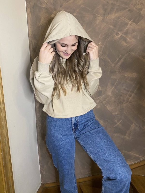 Pull à Capuche Beige – Image 2