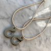 Collier 010 Argenté/Beige - Menottes