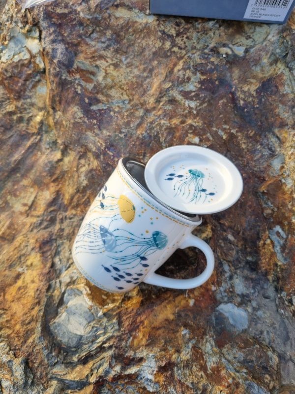 Tasse avec filtre à thé 001