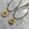 Collier 027 - Doré/Noir - Menottes