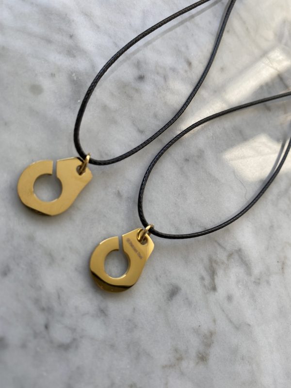 Collier 027 - Doré/Noir - Menottes