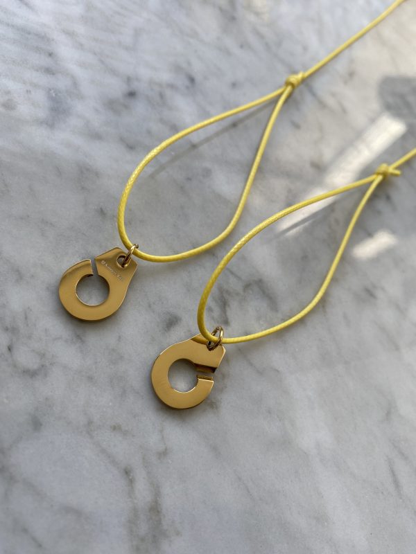 Collier 036 Doré/Jaune - Menottes