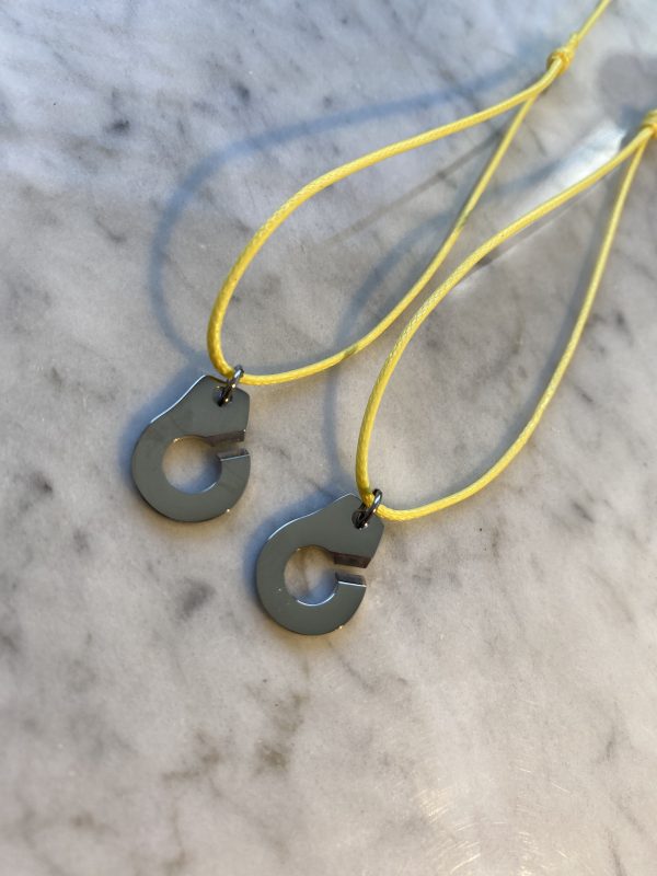 Collier 038 Argenté/Jaune - Menottes